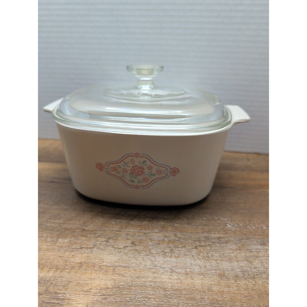 Corning Ware "English Breakfast" Covered Casserole 3 Liter A-3-B with Pyrex Lid